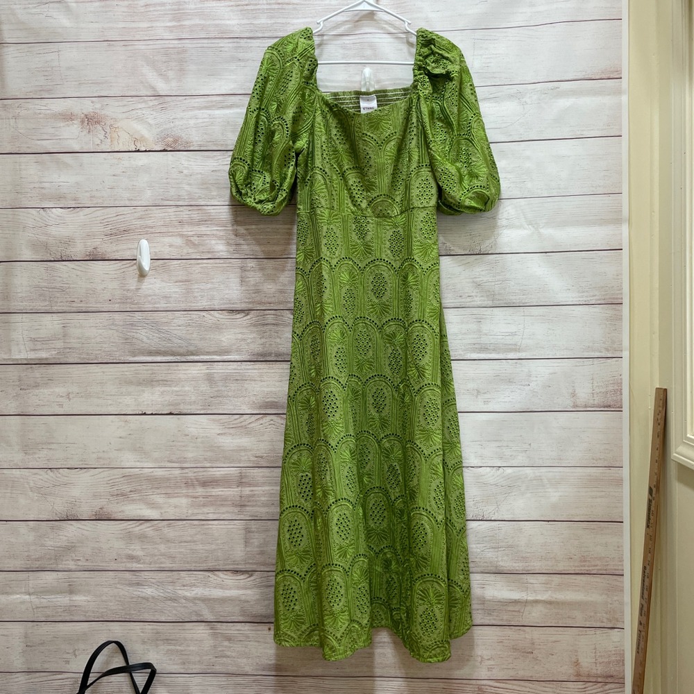 ETHNC MAXI DRESS IN OLIVE‎ GREEN EYELET